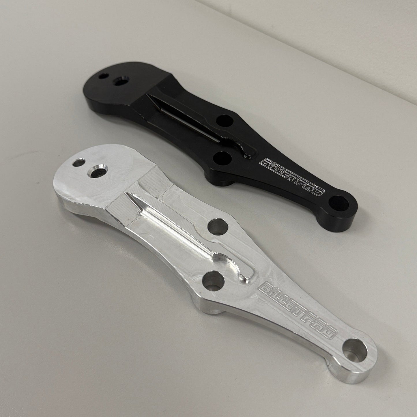 FD ENGINE MOUNT BRACKET